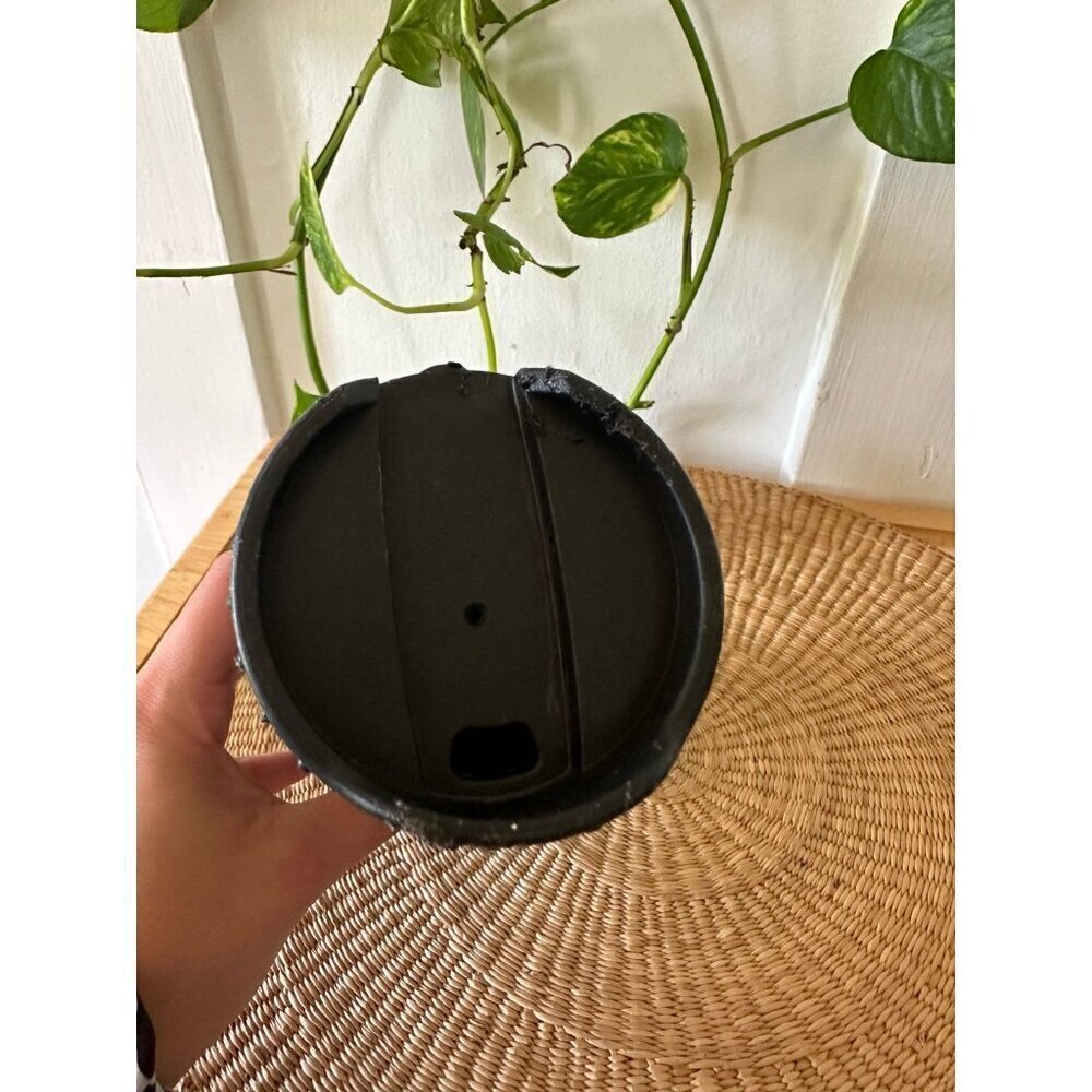 Dunkin’ Donuts black thermos mug - Picture 6 of 9